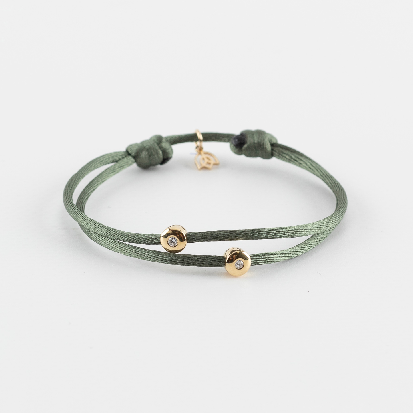 Y&G Satijnkoord armband | Twee diamanten 0,03