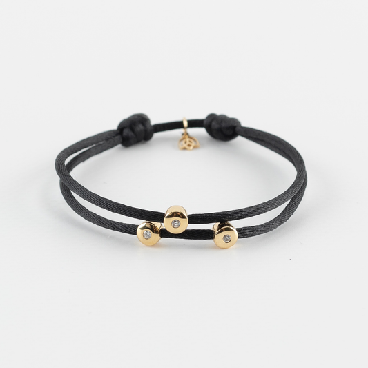 Y&G Satijnkoord armband | Drie diamanten 0,03