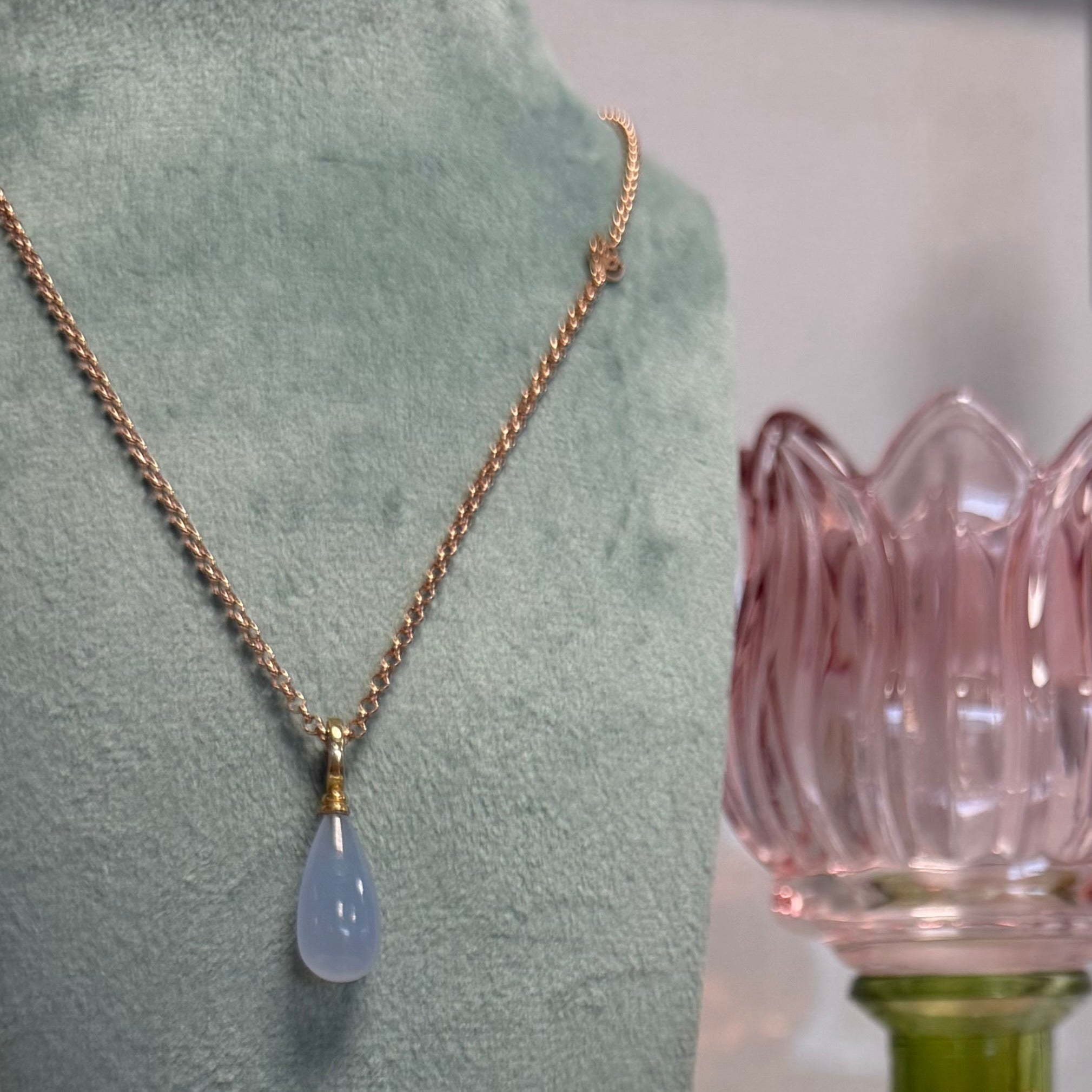 Y&G Hanger | Calcedoon & 14k goud