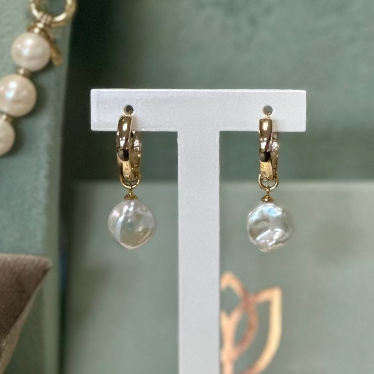 Y&G Oorhanger | Barokparel & 14k goud