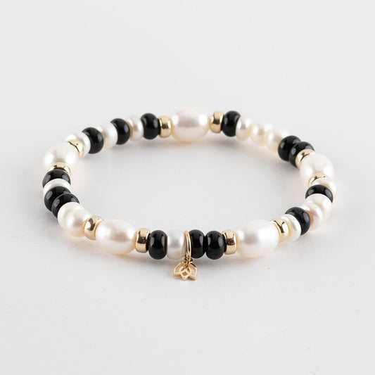 Y&G edelstenen armband | Zoetwaterparels, onyx & 14k goud