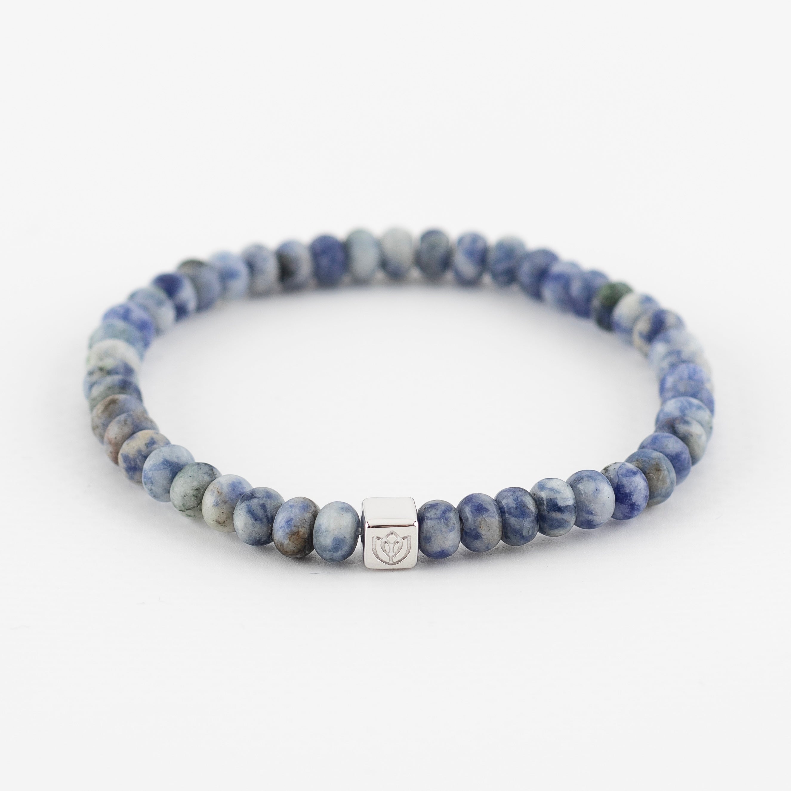 Y&G Men edelstenen armband | Sodaliet & 14k gouden cube